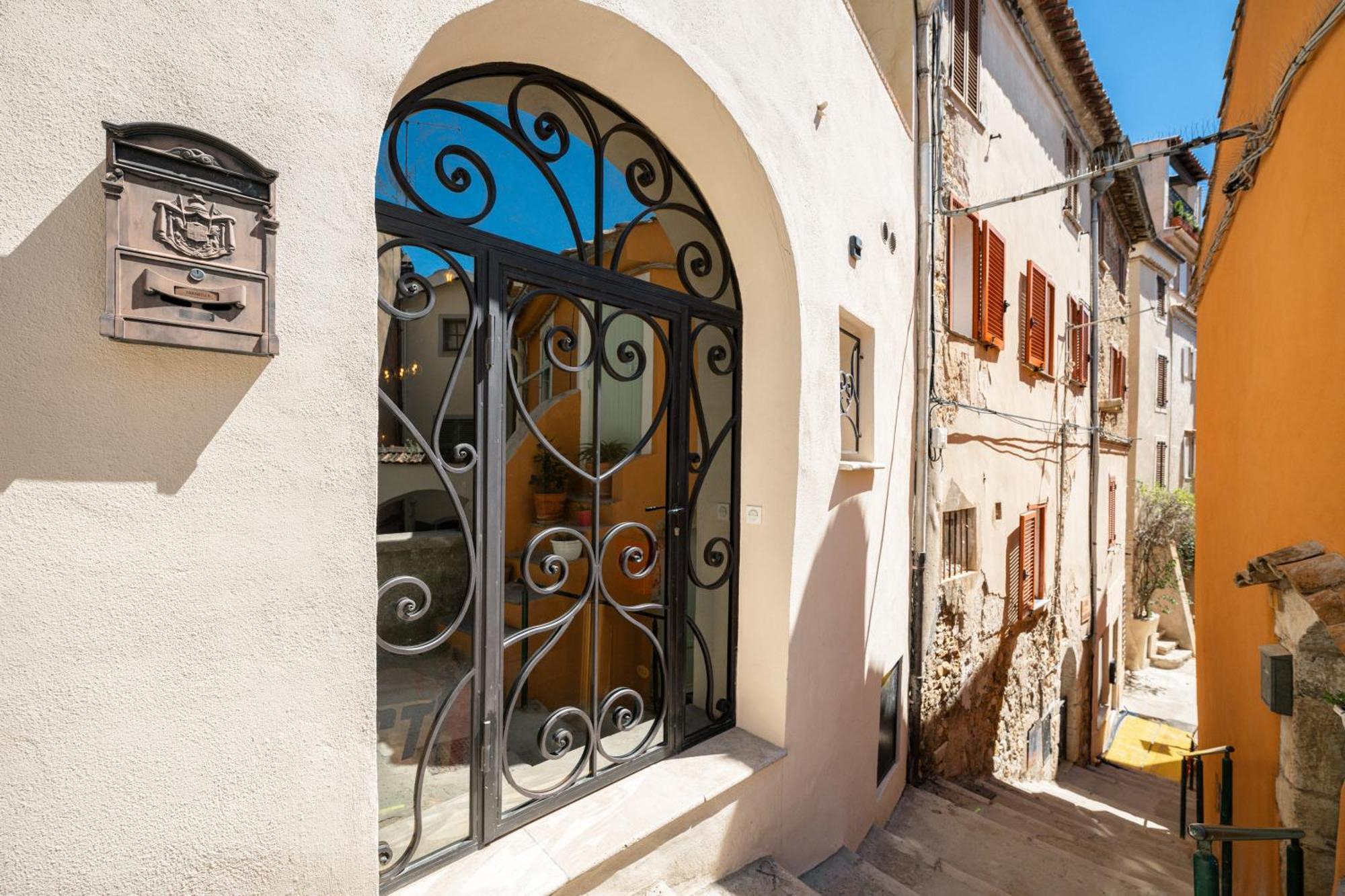 Le Coq Grimaldi - Wifi - Air Conditioning - Quiet Rocabruna Exterior foto